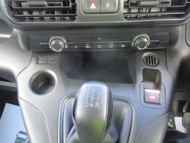 2020 Peugeot Partner 950 1.5 Bluehdi 100 Professional Van *LIMITED TO 59MPH* (NU70VWA) Image 22
