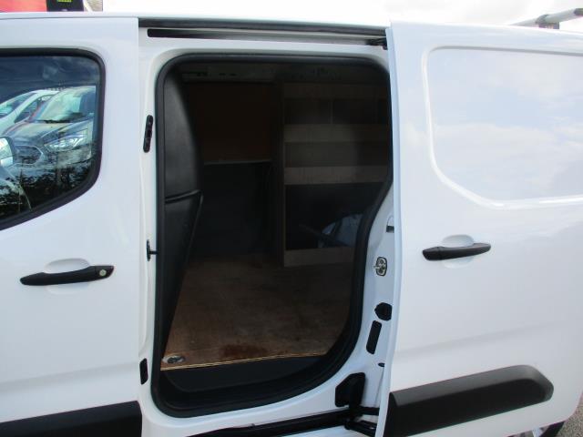 2020 Peugeot Partner 950 1.5 Bluehdi 100 Professional Van *LIMITED TO 59MPH* (NU70VWA) Image 26