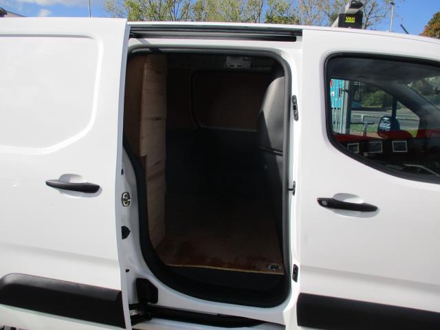 2020 Peugeot Partner 950 1.5 Bluehdi 100 Professional Van *LIMITED TO 59MPH* (NU70VWA) Image 29