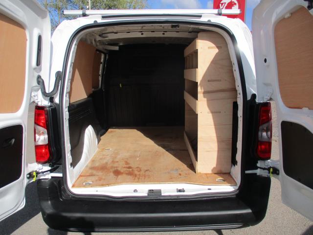 2020 Peugeot Partner 950 1.5 Bluehdi 100 Professional Van *LIMITED TO 59MPH* (NU70VWA) Image 28
