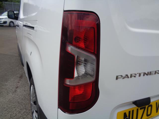 2020 Peugeot Partner 950 1.5 Bluehdi 100 Professional Van (NU70VWC) Image 17