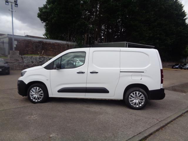 2020 Peugeot Partner 950 1.5 Bluehdi 100 Professional Van (NU70VWC) Image 7