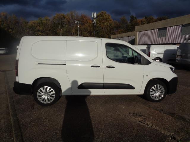 2020 Peugeot Partner 950 1.5 Bluehdi 100 Professional Van (NU70VWD) Image 5