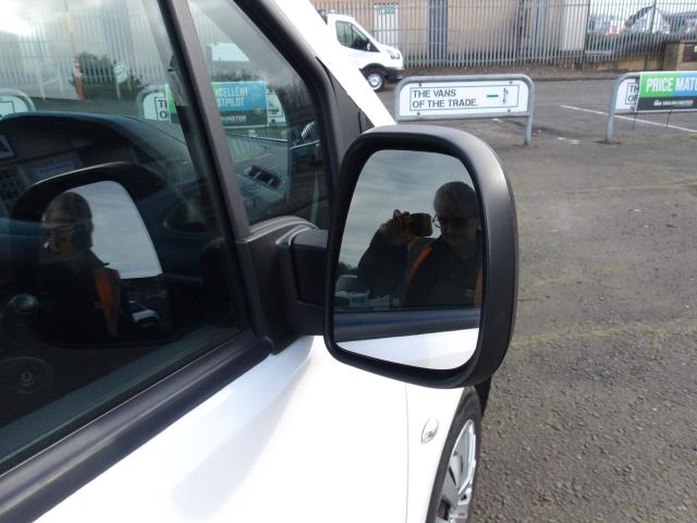 2020 Peugeot Partner 950 1.5 Bluehdi 100 Professional Van (NU70VWM) Image 11