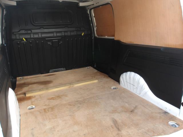 2020 Peugeot Partner 950 1.5 Bluehdi 100 Professional Van (NU70VWM) Image 17