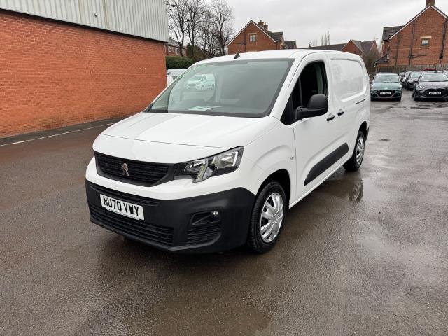 2021 Peugeot Partner 950 1.5 Bluehdi 100 L2 Professional Van  (NU70VWY) Image 4