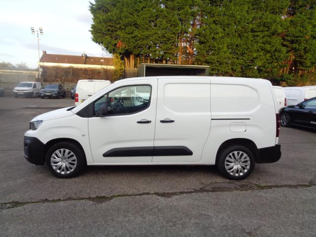 2020 Peugeot Partner 950 1.5 Bluehdi 100 Professional Van (NU70VXE) Image 9