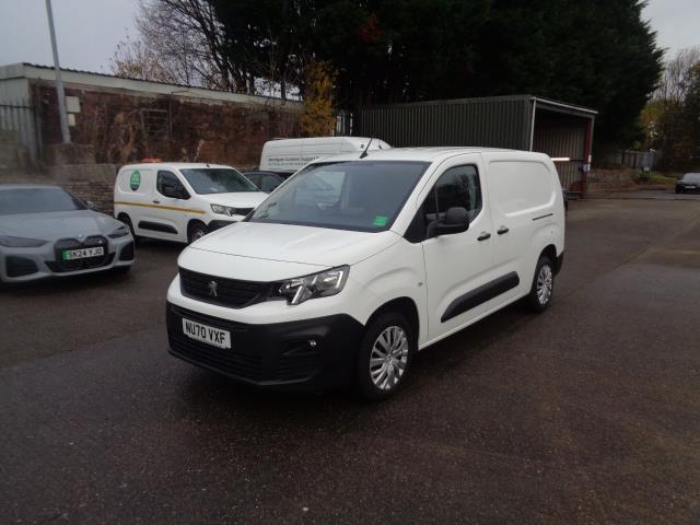 2020 Peugeot Partner 950 1.5 Bluehdi 100 Professional Van L2 (NU70VXF) Image 9