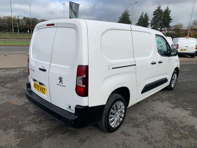 2020 Peugeot Partner 950 1.5 Bluehdi 100 Professional Van L2 (NU70VXZ) Image 12