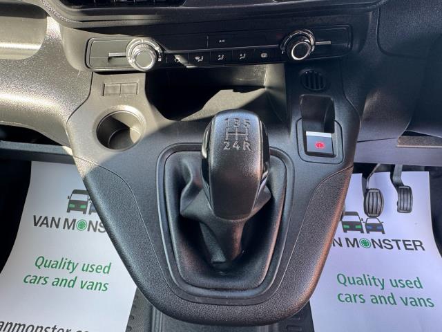 2020 Peugeot Partner 950 1.5 Bluehdi 100 LONG Professional Van (NU70VYL) Image 26