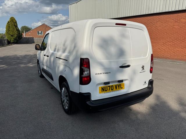 2020 Peugeot Partner 950 1.5 Bluehdi 100 LONG Professional Van (NU70VYL) Image 7