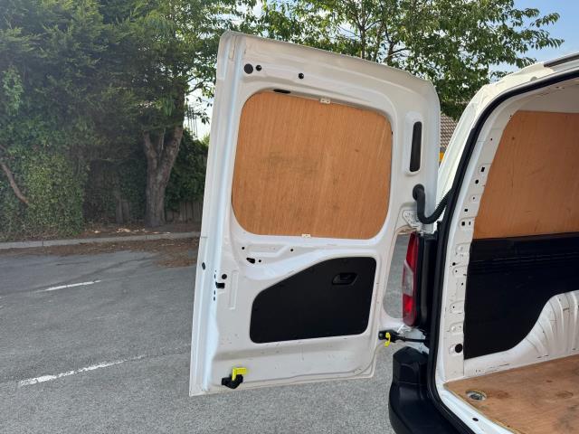 2020 Peugeot Partner 950 1.5 Bluehdi 100 LONG Professional Van (NU70VYL) Image 52