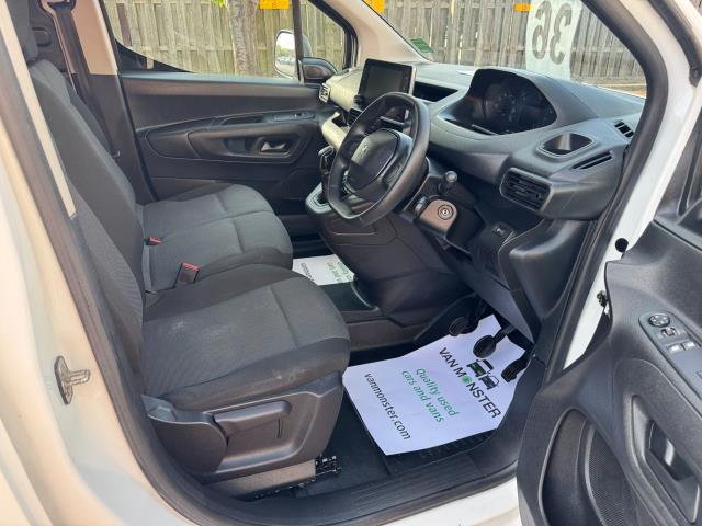2020 Peugeot Partner 950 1.5 Bluehdi 100 LONG Professional Van (NU70VYL) Image 13