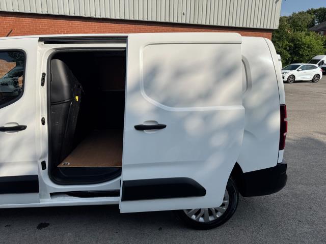 2020 Peugeot Partner 950 1.5 Bluehdi 100 LONG Professional Van (NU70VYL) Image 41