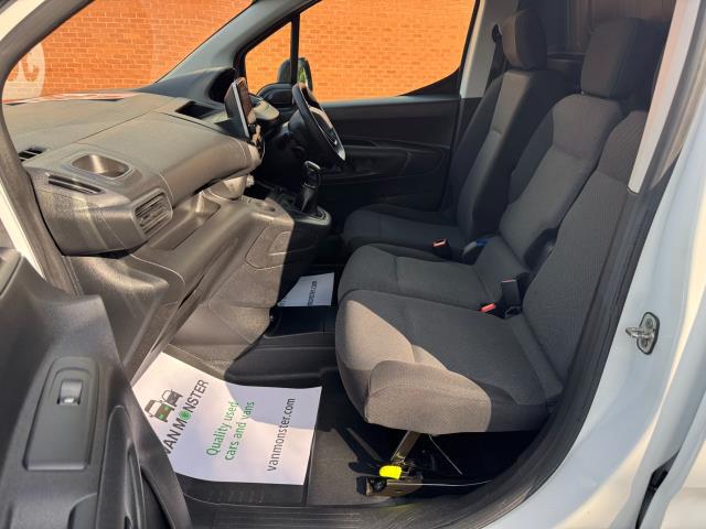 2020 Peugeot Partner 950 1.5 Bluehdi 100 LONG Professional Van (NU70VYL) Image 30