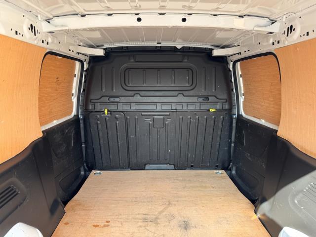 2020 Peugeot Partner 950 1.5 Bluehdi 100 LONG Professional Van (NU70VYL) Image 47