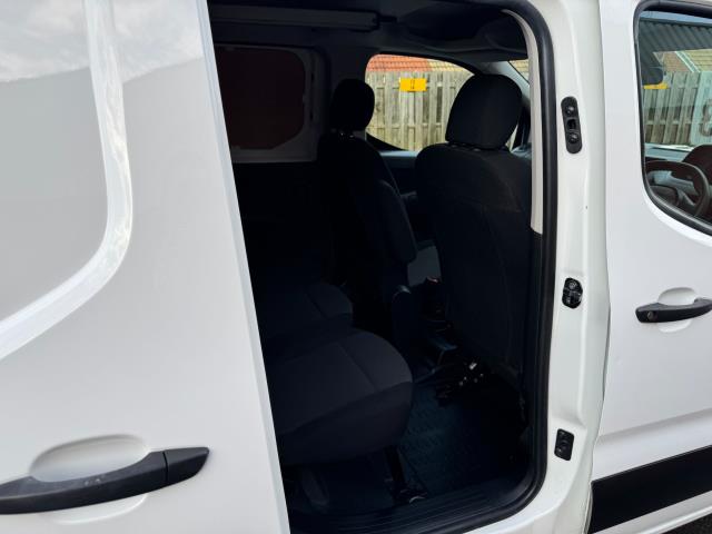 2020 Peugeot Partner L2 850 1.5 Bluehdi 100 Professional Crew Van EURO 6 (NU70WFM) Image 44