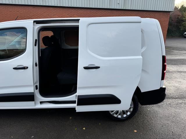 2020 Peugeot Partner L2 850 1.5 Bluehdi 100 Professional Crew Van EURO 6 (NU70WFM) Image 43