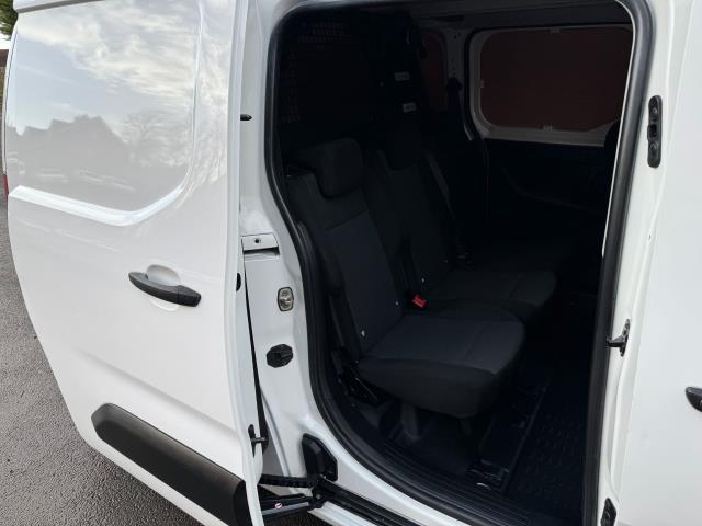 2020 Peugeot Partner L2 850 1.5 Bluehdi 100 Professional Crew Van EURO 6 (NU70WFM) Image 45