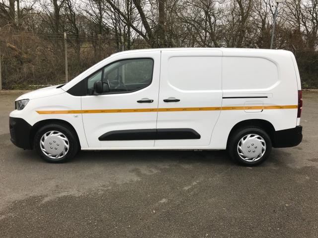 2020 Peugeot Partner 850 1.5 Bluehdi 100 Professional Crew Van (NU70WGG) Image 4