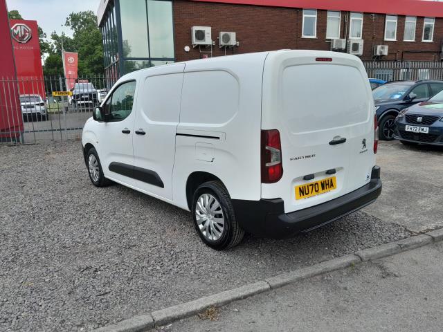2020 Peugeot Partner 850 1.5 Bluehdi 100 Professional Crew Van (NU70WHA) Image 9