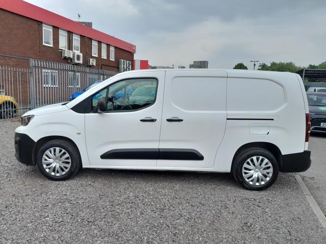 2020 Peugeot Partner 850 1.5 Bluehdi 100 Professional Crew Van (NU70WHA) Image 11
