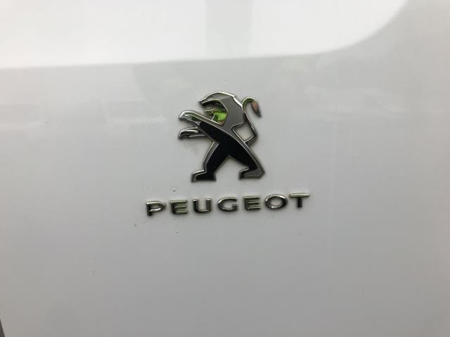 2020 Peugeot Partner 1000 1.5 Bluehdi 100 Grip Van (NU70XVY) Image 19
