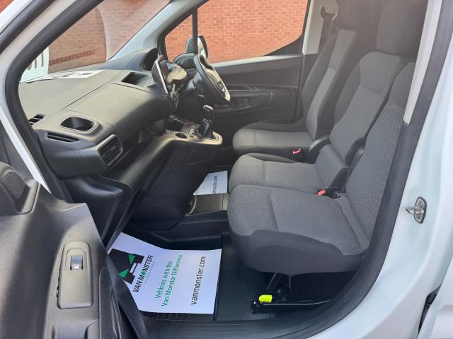 2020 Peugeot Partner 1000 1.5 Bluehdi 100 Professional Van (NU70XWM) Image 29
