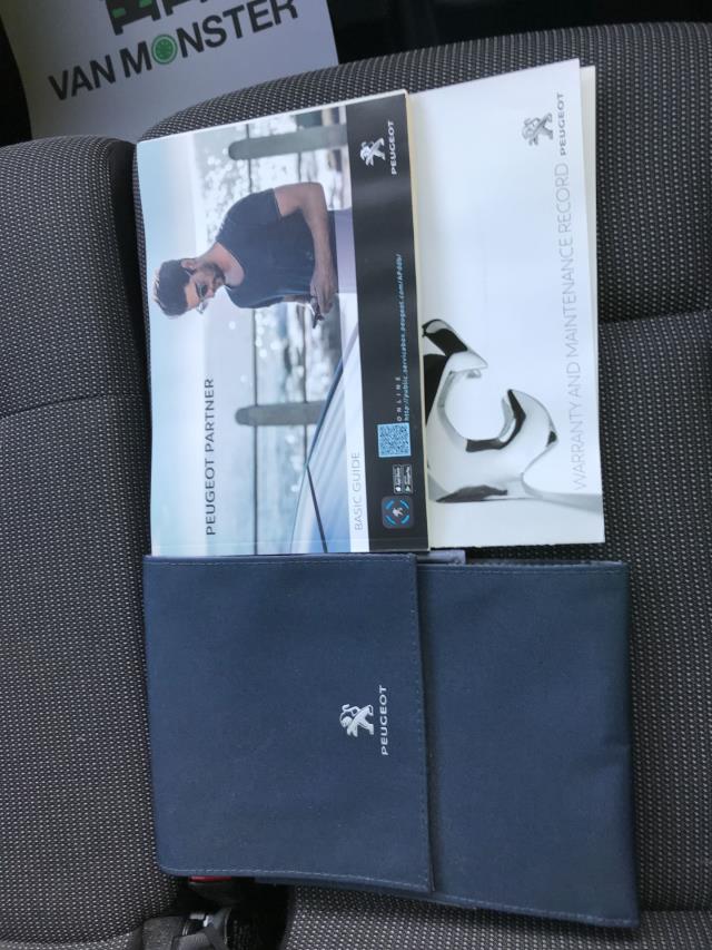 2020 Peugeot Partner 1000 1.5 Bluehdi 100 Professional Van (NU70XWM) Image 33