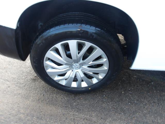 2020 Peugeot Partner 1000 1.5 Bluehdi 100 Professional Van (NU70XZT) Image 11