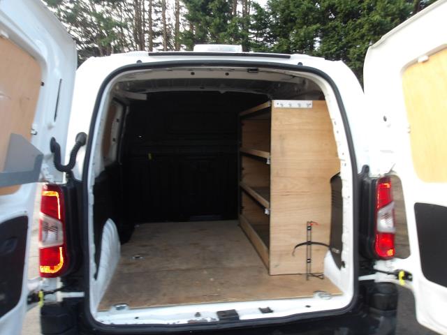 2020 Peugeot Partner 1000 1.5 Bluehdi 100 Professional Van (NU70XZT) Image 18