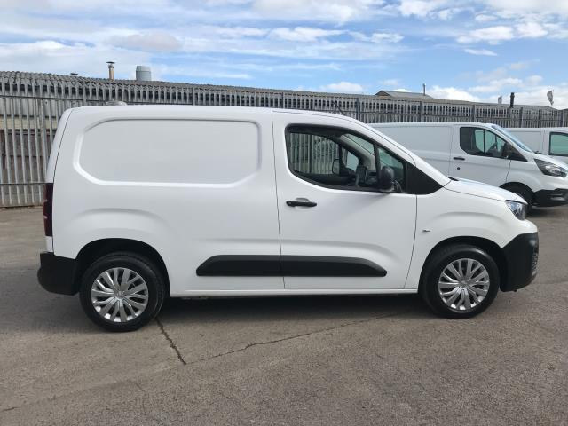 2020 Peugeot Partner L1 1000 1.5BLUE HDI 100PS PROFESSIONAL EURO 6 (NU70XZV) Image 6