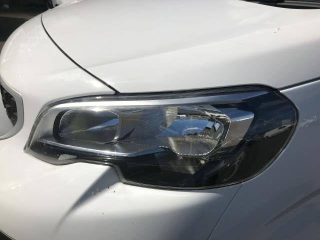2020 Peugeot Expert 1000 1.5 Bluehdi 100 Professional Van (NU70ZFT) Image 15