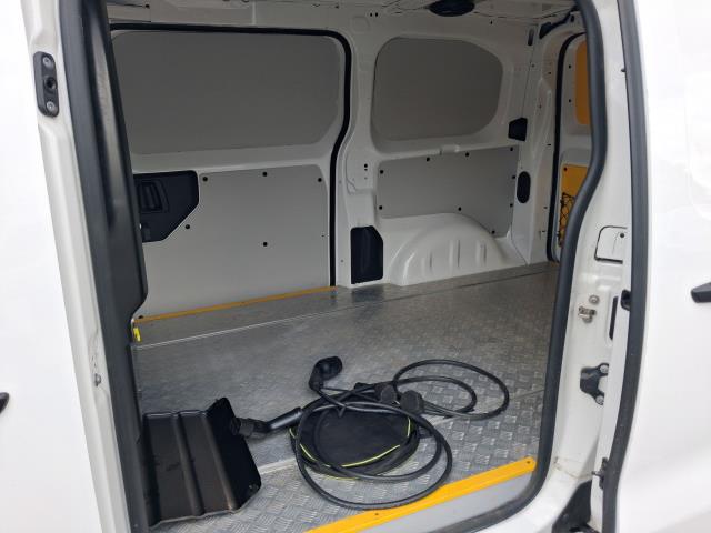 2021 Peugeot e-Expert 1000 100Kw 75Kwh Professional Van Auto (NU71ENR) Image 23