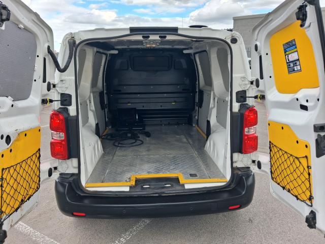 2021 Peugeot e-Expert 1000 100Kw 75Kwh Professional Van Auto (NU71ENR) Image 24
