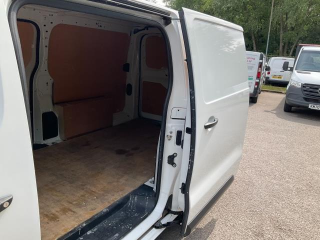 2021 Peugeot Expert 1200 1.5 Bluehdi 100 Professional Van (NU71EOM) Image 8