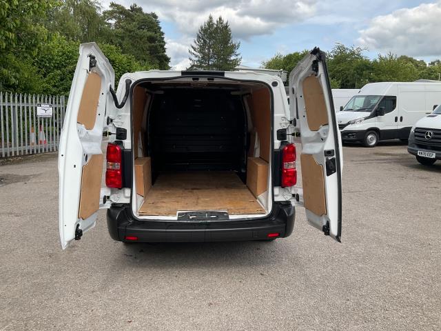 2021 Peugeot Expert 1200 1.5 Bluehdi 100 Professional Van (NU71EOM) Image 12