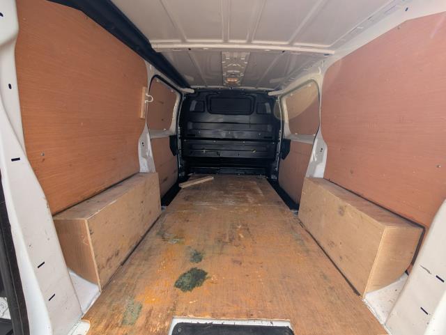 2021 Peugeot Expert 1000 1.5 Bluehdi 100 Professional Van (NU71EPO) Image 13