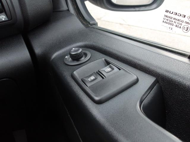 2021 Renault Trafic Ll30 Energy Dci 120 Business+ Van (NU71GUH) Image 24