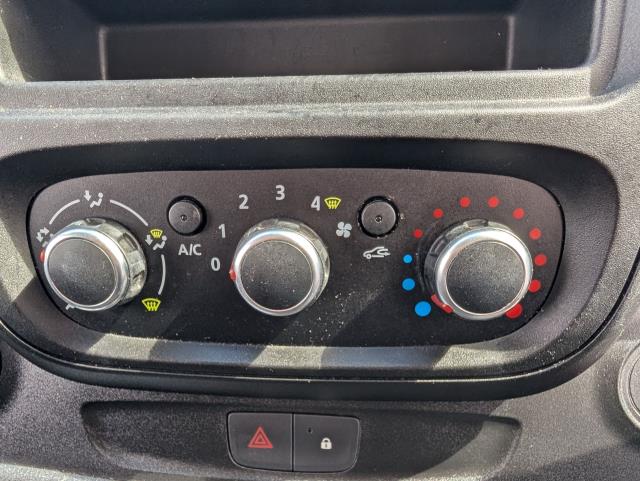 2021 Renault Trafic Ll30 Energy Dci 120 Business+ Van (NU71GVL) Image 24
