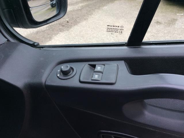 2021 Renault Trafic Ll30 Energy Dci 120 Business+ Van (NU71GXR) Image 25