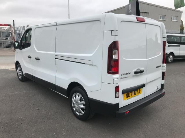 2021 Renault Trafic LL30 L2 H1 BLUE DCi 120PS BUSINESS+  EURO 6 (NU71GYJ) Image 5