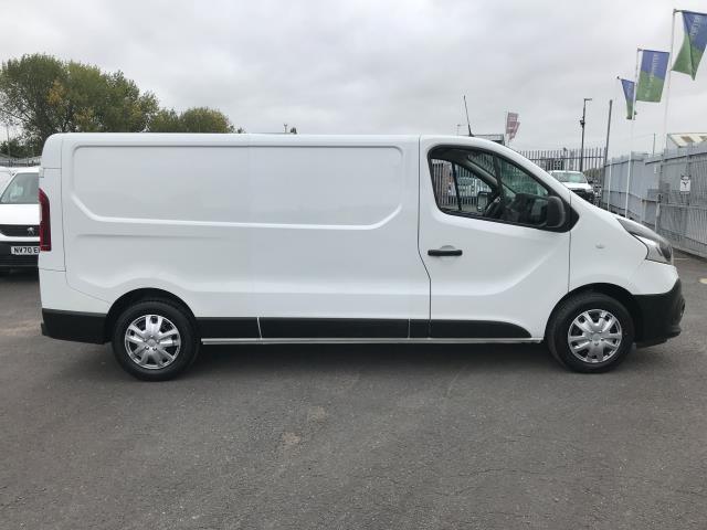 2021 Renault Trafic LL30 L2 H1 BLUE DCi 120PS BUSINESS+  EURO 6 (NU71GYJ) Image 6