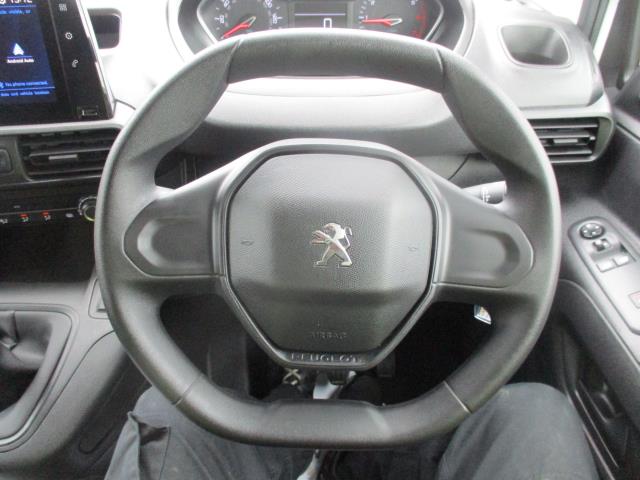 2022 Peugeot Partner 1000 1.5 Bluehdi 100 Professional Premium Van (NU71JBO) Image 14