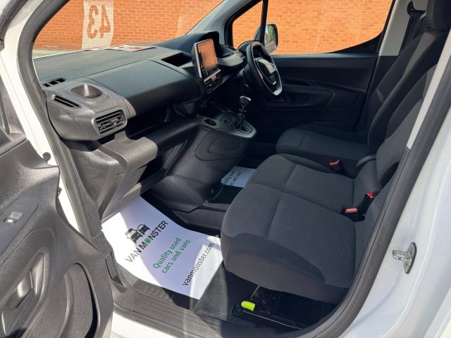 2022 Peugeot Partner 1000 1.5 Bluehdi 100 Professional Premium Van (NU71JBX) Image 28