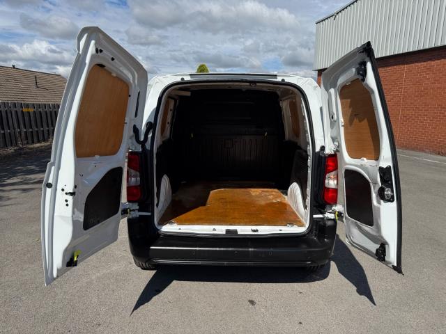 2022 Peugeot Partner 1000 1.5 Bluehdi 100 Professional Premium Van (NU71JBX) Image 42