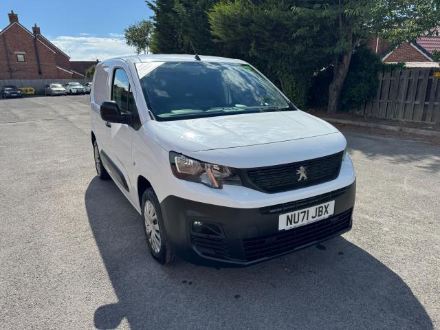 2022 Peugeot Partner 1000 1.5 Bluehdi 100 Professional Premium Van (NU71JBX) Image 2