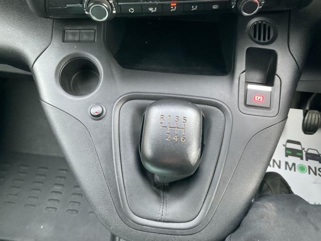 2022 Peugeot Partner 1000 1.5 Bluehdi 100 Professional Premium Van (LIMITED 70MPH) (NU71JCO) Image 27