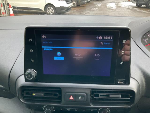 2022 Peugeot Partner 1000 1.5 Bluehdi 100 Professional Premium Van (LIMITED 70MPH) (NU71JCO) Image 21