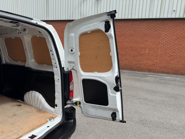 2022 Peugeot Partner 1000 1.5 Bluehdi 100 Professional Premium Van (NU71JNV) Image 51